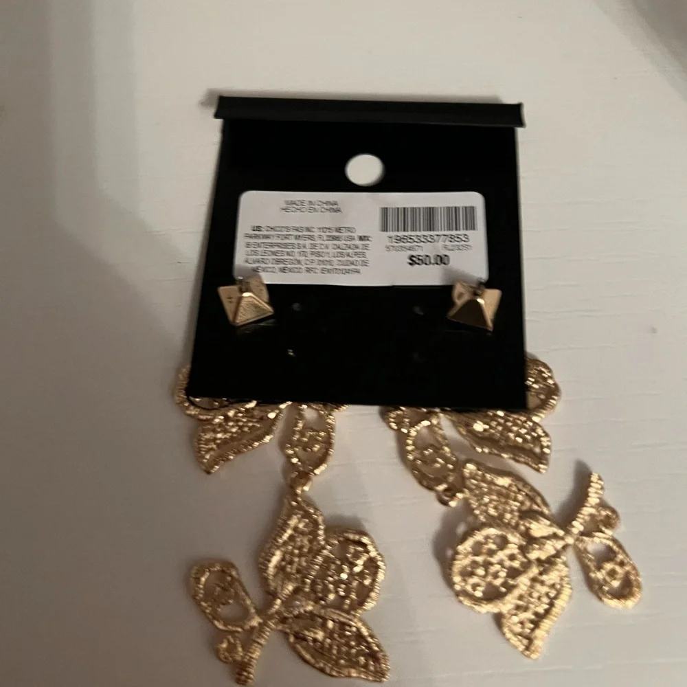 White House black market gold metal lace earrings - Picture 5 of 5